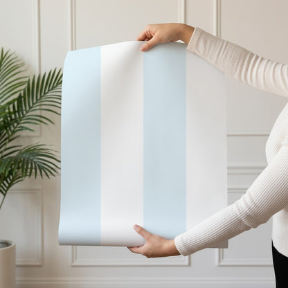 Wide Stripe Wallpaper roll in Cloud & Ice – graphic, wide stripes on an ice ground